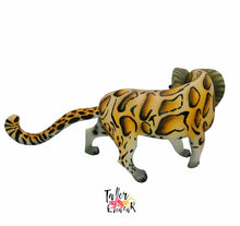 Afbeelding in Gallery-weergave laden, Borrego jaguar
