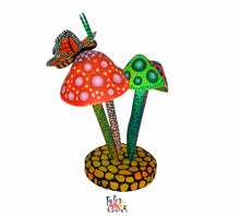 Load image into Gallery viewer, hongos con mariposa
